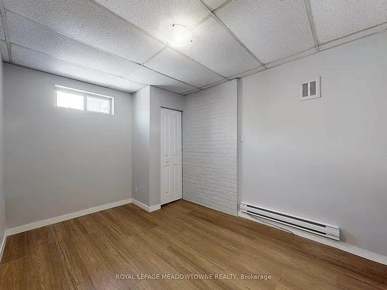 12 Wesleyan St #6 — Photo 12