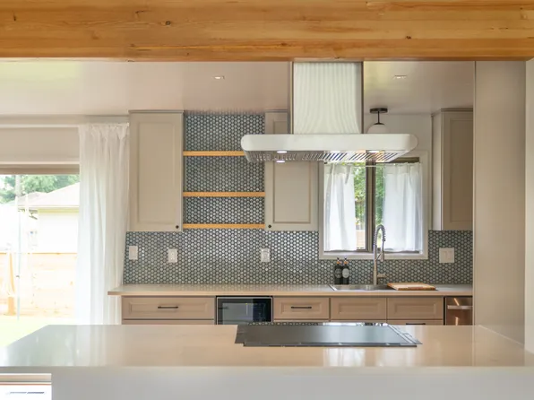 612 NE 22nd Ave, Camas, WA 98607
