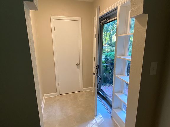 5th image of 5409 Waters Dr