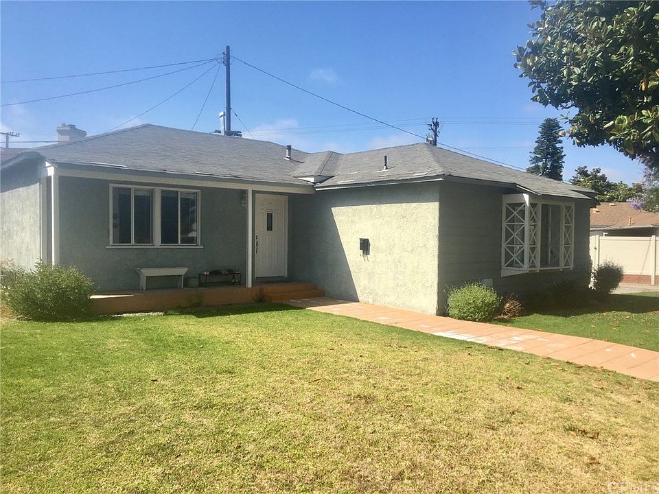 1st image of 3511 Senefeld Dr