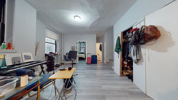 Rented by Iryna Ferenets, LREB | media 3