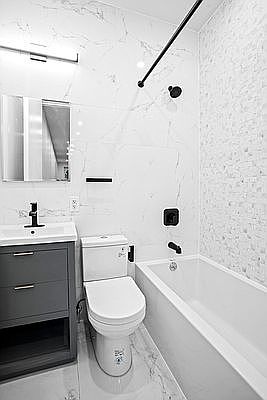 4th image of 203 W 80th St #1F