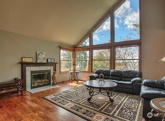 4th image of 9502 S 200th Street