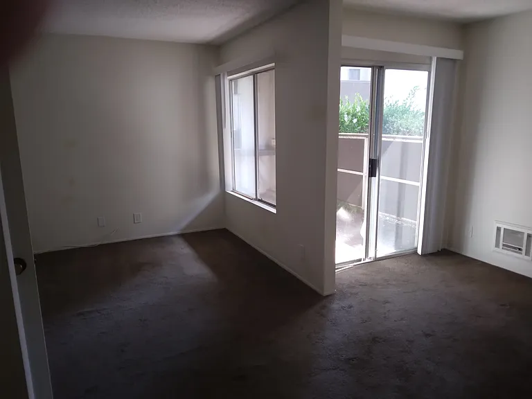 1361 Caminito Gabaldon #E — Photo 7