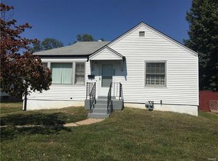 8325 Whitewater Dr, Saint Louis, MO