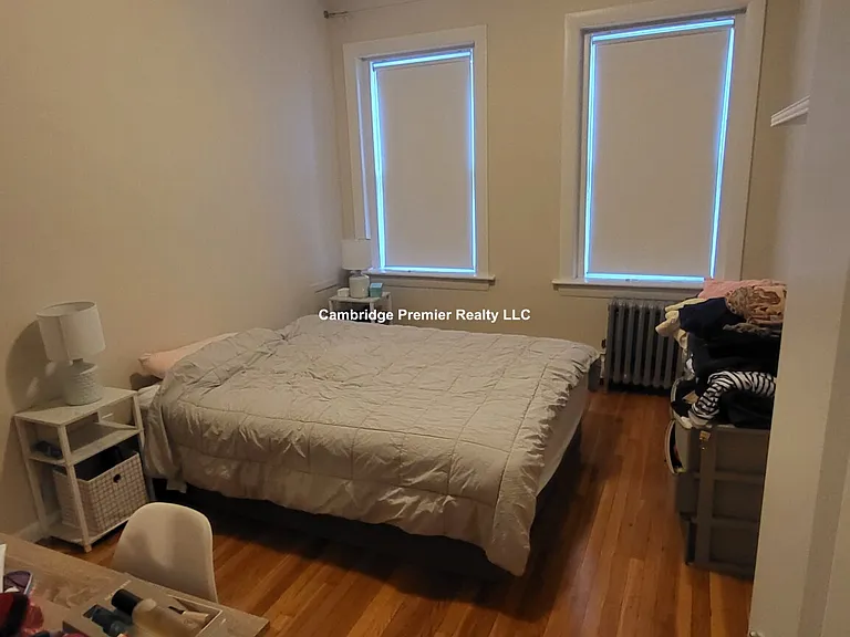 281 Harvard St #11 — Photo 6
