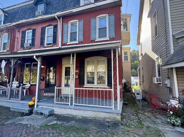 332 S Reading Ave, Boyertown, PA 19512