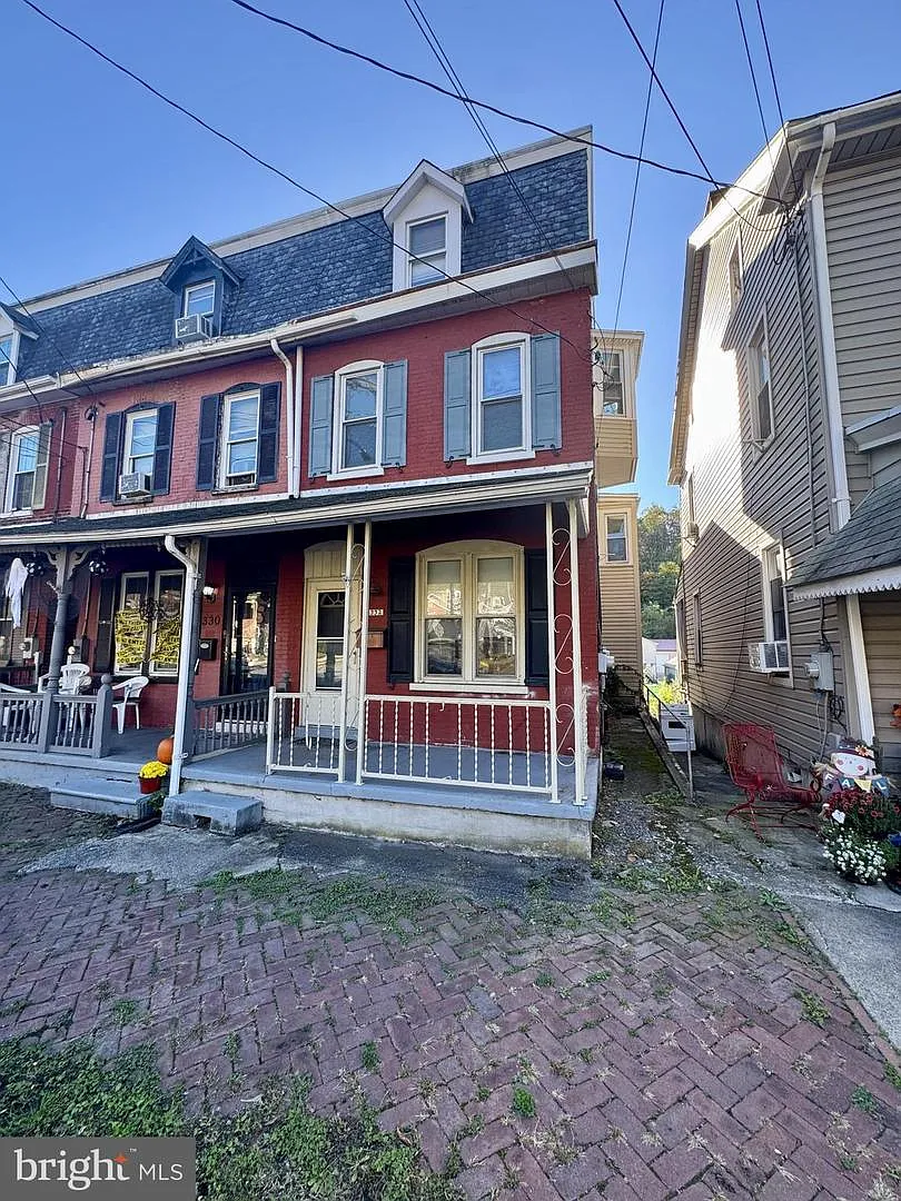 332 S Reading Ave photo 1