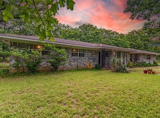 159 Thousand Oaks Dr, Denison, TX 75021