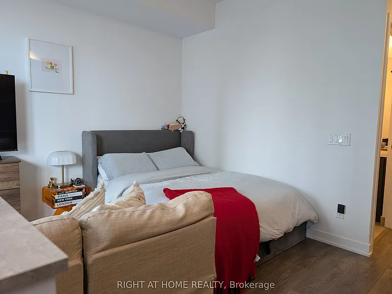 87 Peter St #2109 — Photo 6