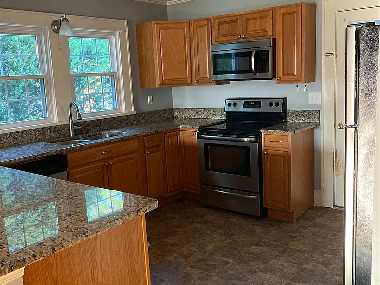 2803 S Cannon Blvd — Photo 1