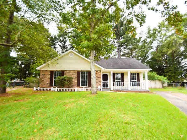 9651 Royal Woods Ct, Mobile, AL 36608