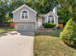 6204 NE 49th Ct, Kansas City, MO 64119