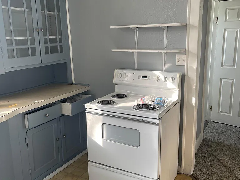 121 E Florida St — Photo 19