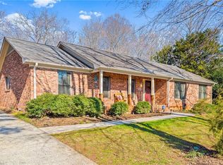 3628 Pinetop Rd, Greensboro, NC 27410