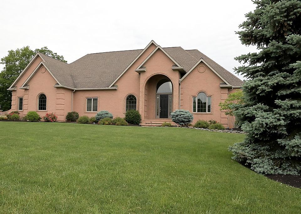 1st image of 2210 Forest Hill Dr
