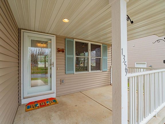 5th image of 1359 Dianne Ave