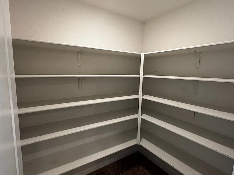 7080 Garnet Crest Ct — Photo 15