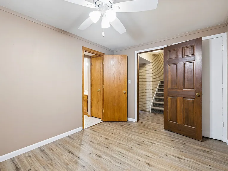 7541 Old Post Rd #14 — Photo 11