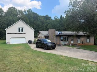 344 Pearson St, Blacksburg, SC 29702
