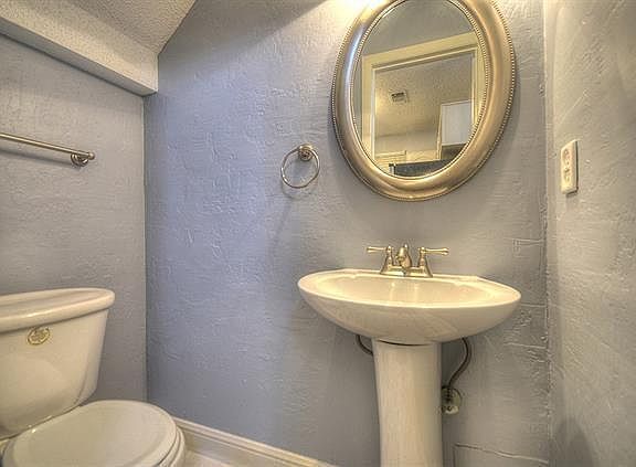 Powder bath