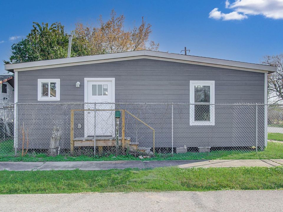 1st image of 3802 Ranch St