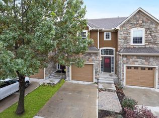 7867 W 158th Ct, Overland Park, KS 66223
