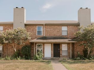 5833 Shadydell Dr, Fort Worth, TX 76135