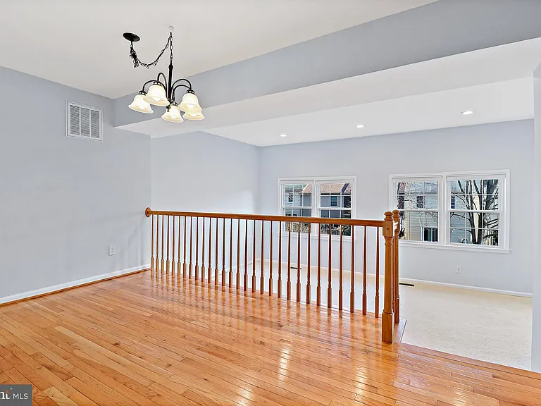 9553 Cherry Oak Ct — Photo 17