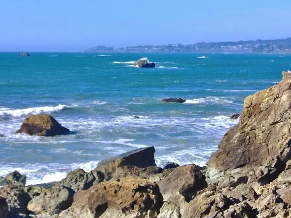 16750 Highway 101 N, Smith River, CA 95567