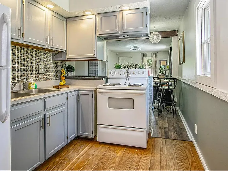55680 Brink Ave — Photo 5