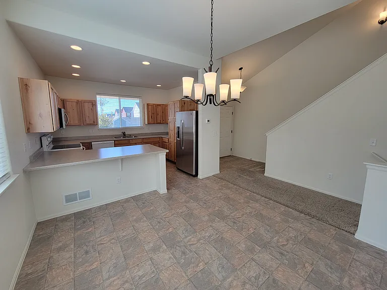 1823 Abundance Dr — Photo 6