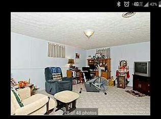 1805 Beechlawn Dr, Clarksville, IN 47129