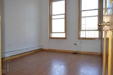 Rented by Loom Group