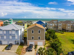 204 Asbury Ave #B, Atlantic Beach, NC 28512