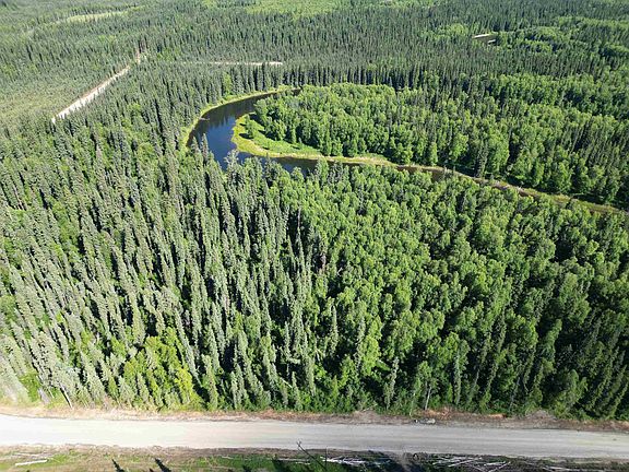 3rd image of 4 River Park Dr #B