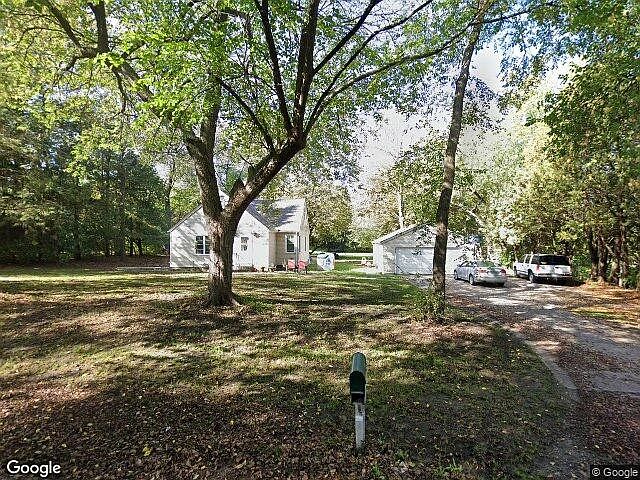 1st image of 7033 Lakeview Dr