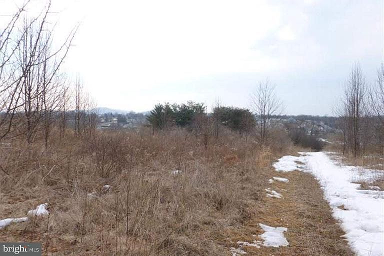2nd image of 6 Mountain Rd