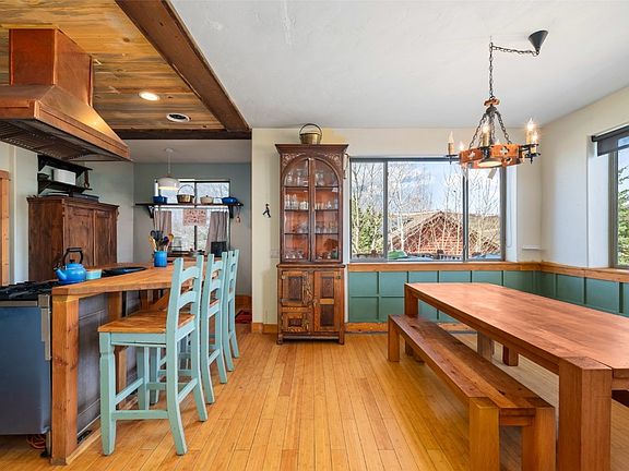 4th image of 27355 Winchester Court