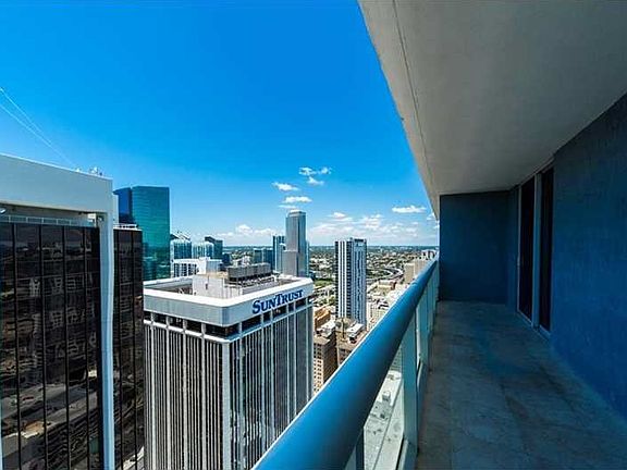 4th image of 50 Biscayne Blvd APT 4310