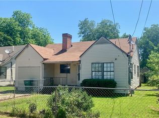 522 Archer Ave, Cockrell Hill, TX 75211