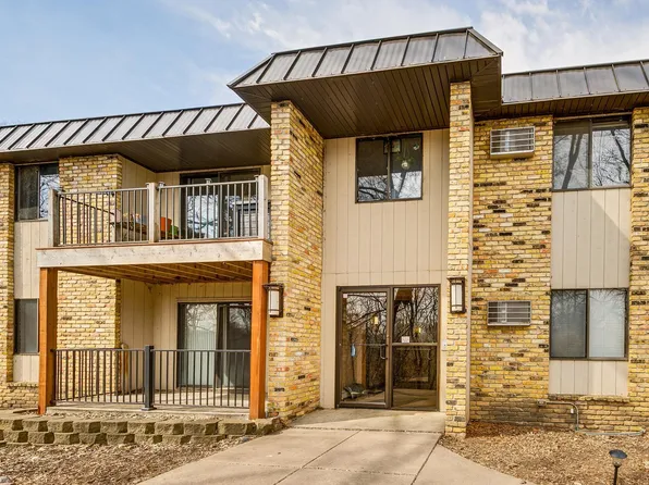 1725 Dellwood Ave APT 201, Roseville, MN 55113