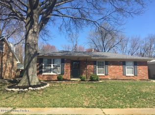 4105 Woodgate Ln, Louisville, KY 40220