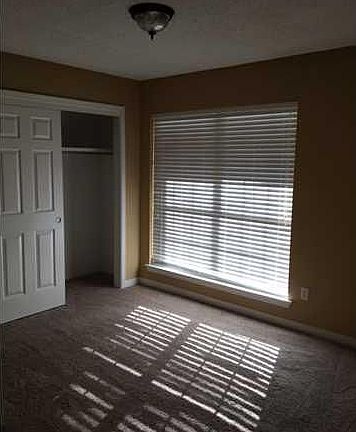3rd image of 1310 Smokerise Dr