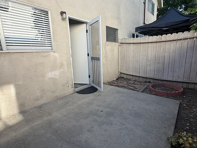 2272 W Colchester Dr #2 — Photo 9