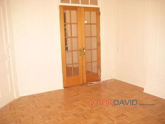 Rented by Mark David | media 20