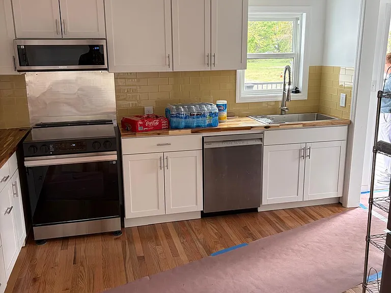 226 Gillette Ave — Photo 22