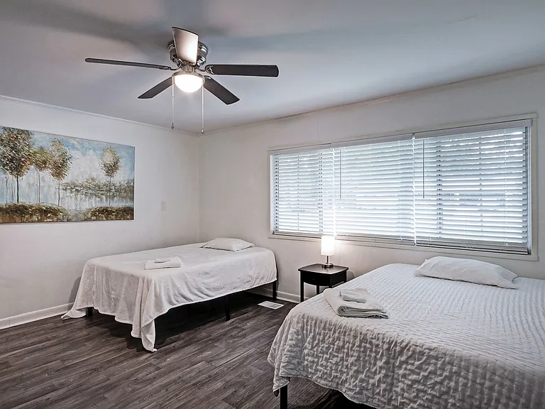 1015 Adkins Blvd — Photo 32