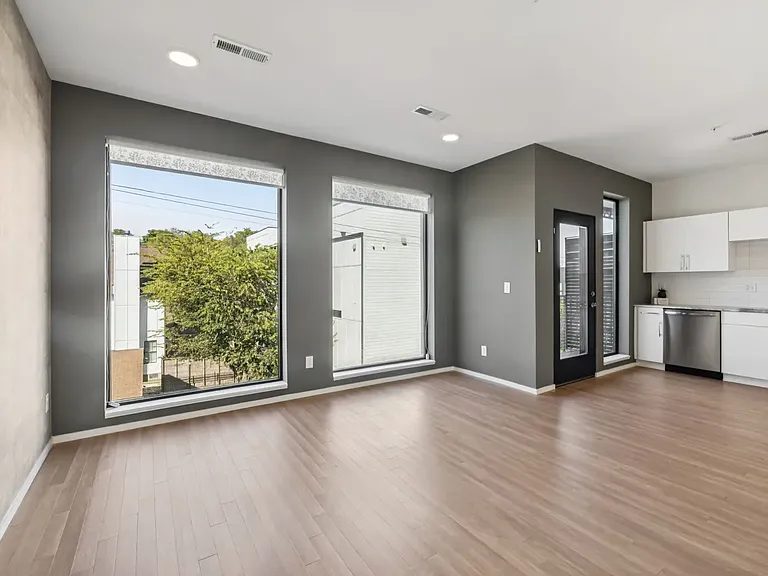 806 Olympic St #407 — Photo 11