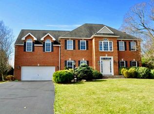 4 Chandler Dr, South Windsor, CT 06074